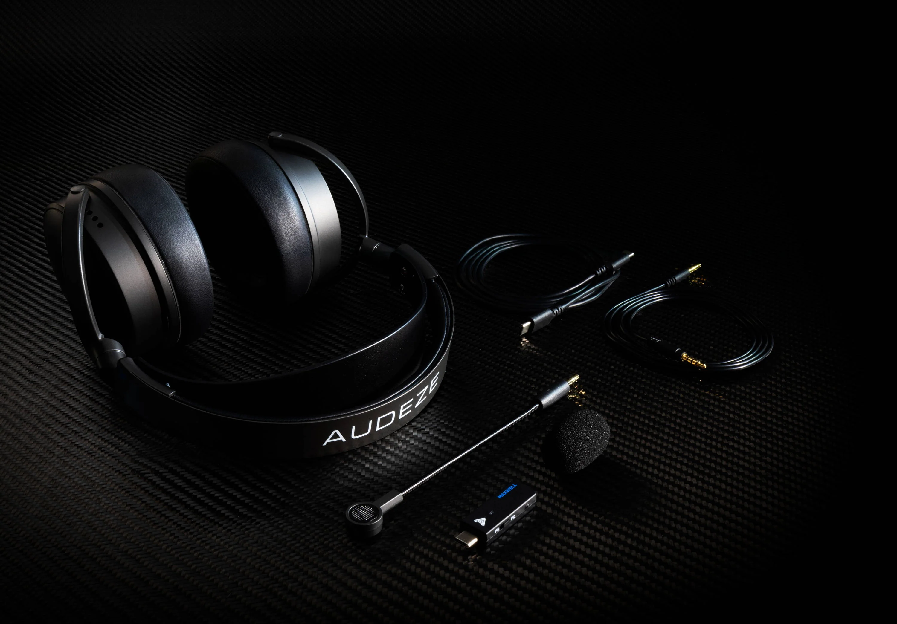 Audeze Maxwell Wireless Gaming Headset - Image 6