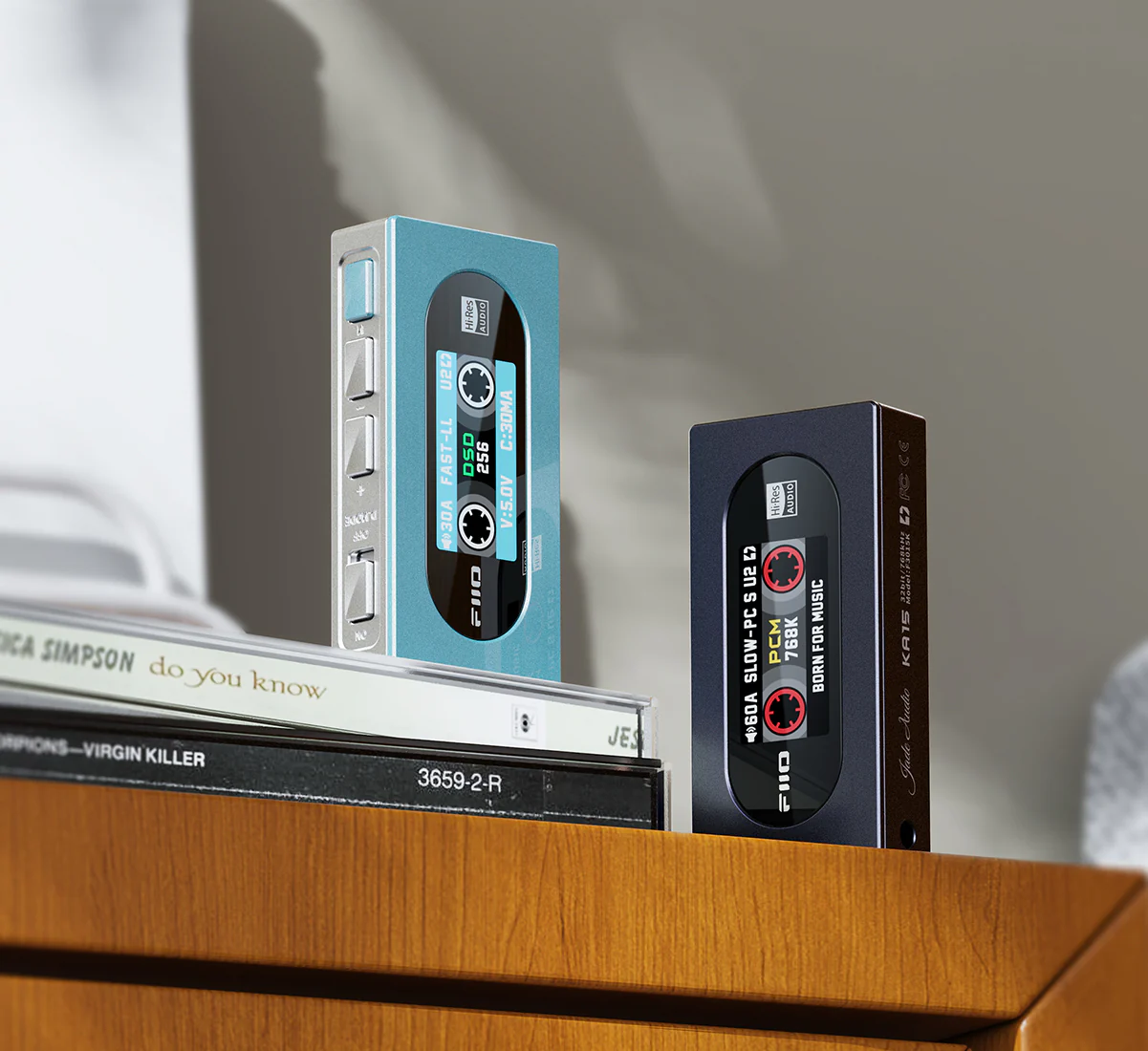 FiiO KA15 DAC and Headphone Amplifier - Image 2