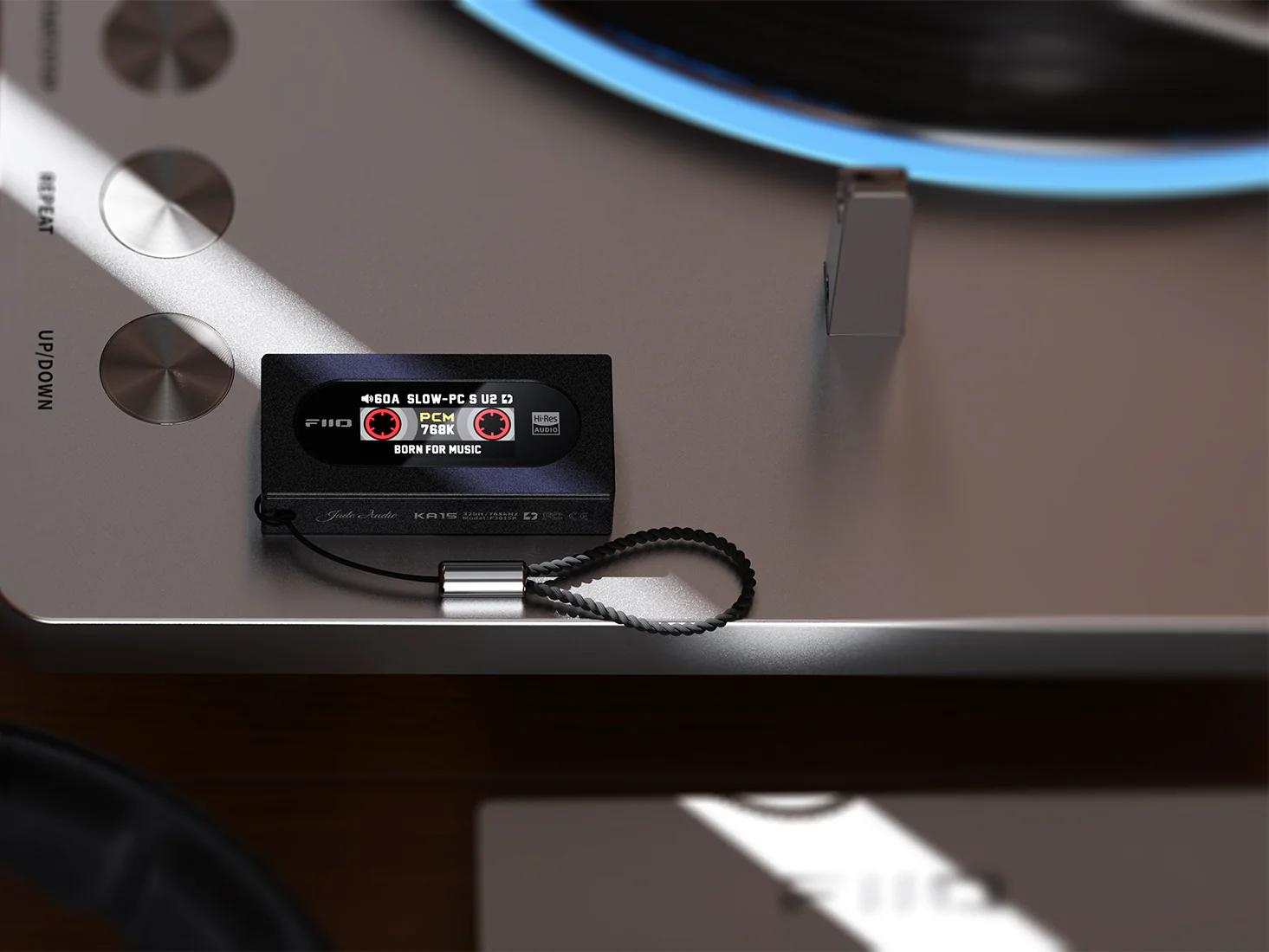 FiiO KA15 DAC and Headphone Amplifier - Image 5