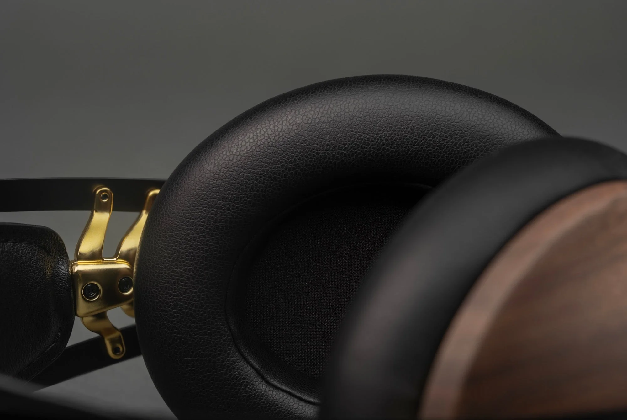 Meze Audio 99 Classics Closed Back Headphones 2nd Gen - Image 19