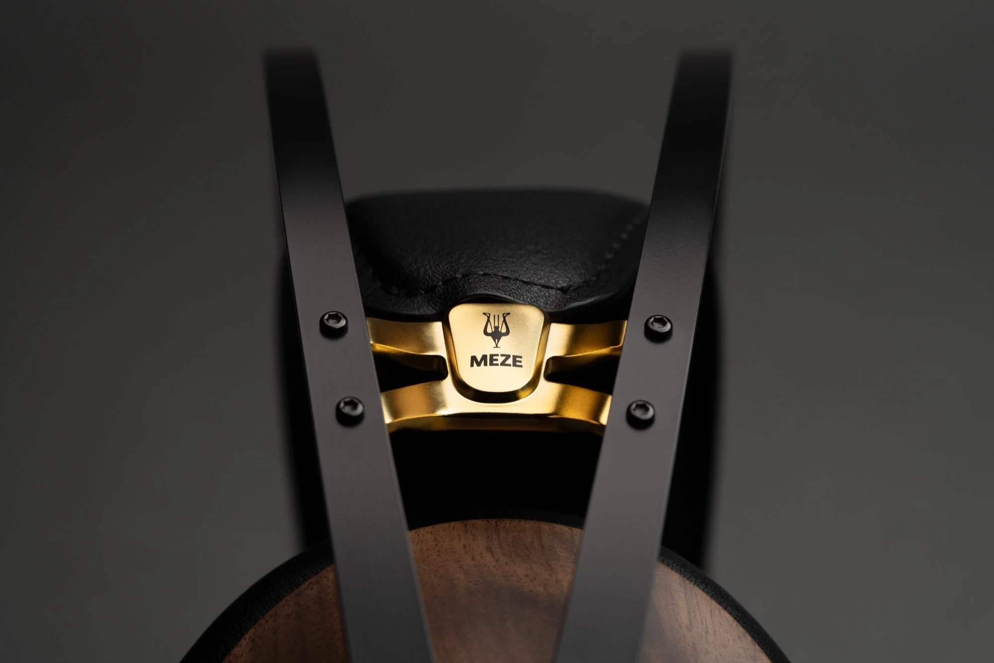 Meze Audio 99 Classics Closed Back Headphones 2nd Gen - Image 2
