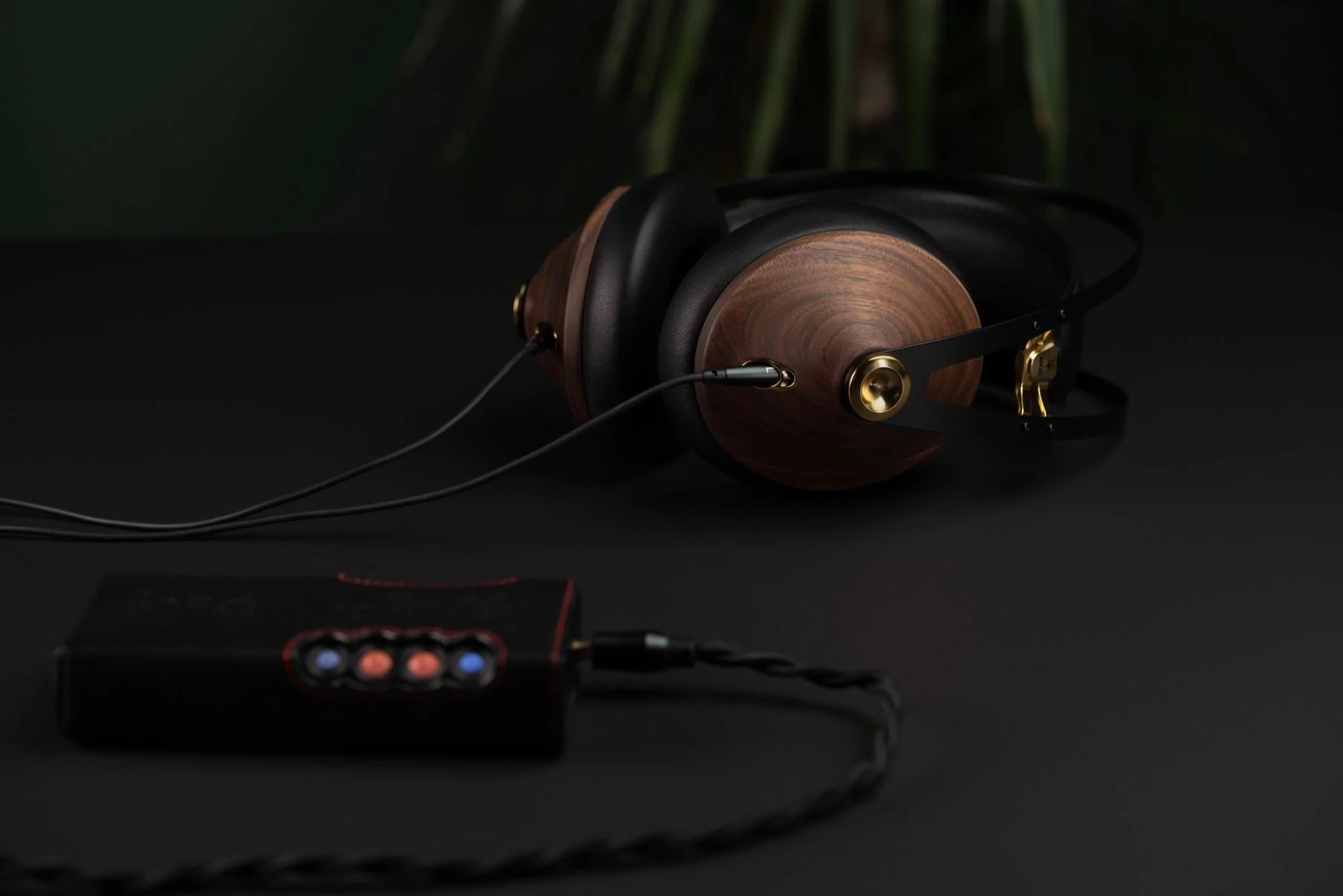 Meze Audio 99 Classics Closed Back Headphones 2nd Gen - Image 36