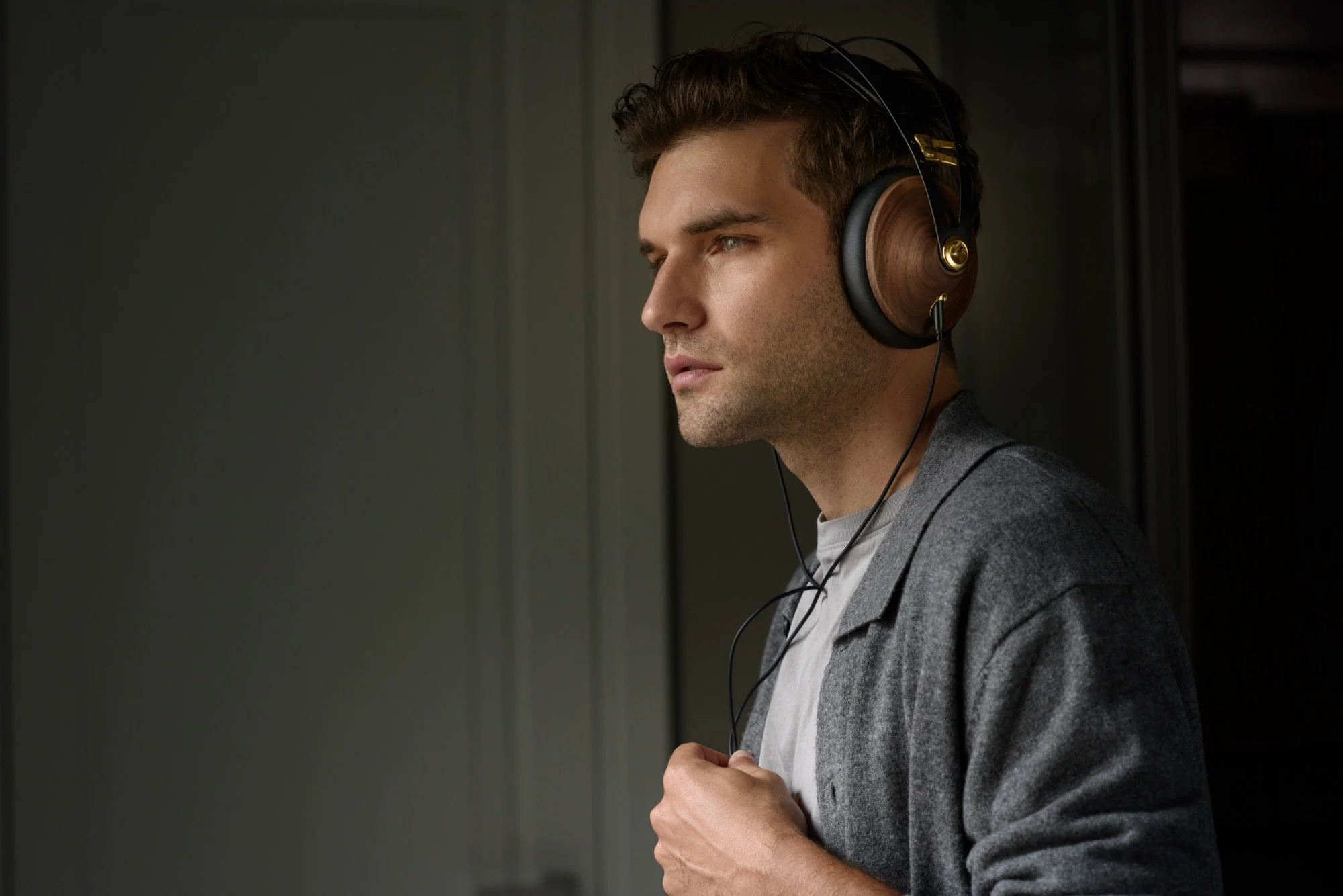 Meze Audio 99 Classics Closed Back Headphones 2nd Gen - Image 37