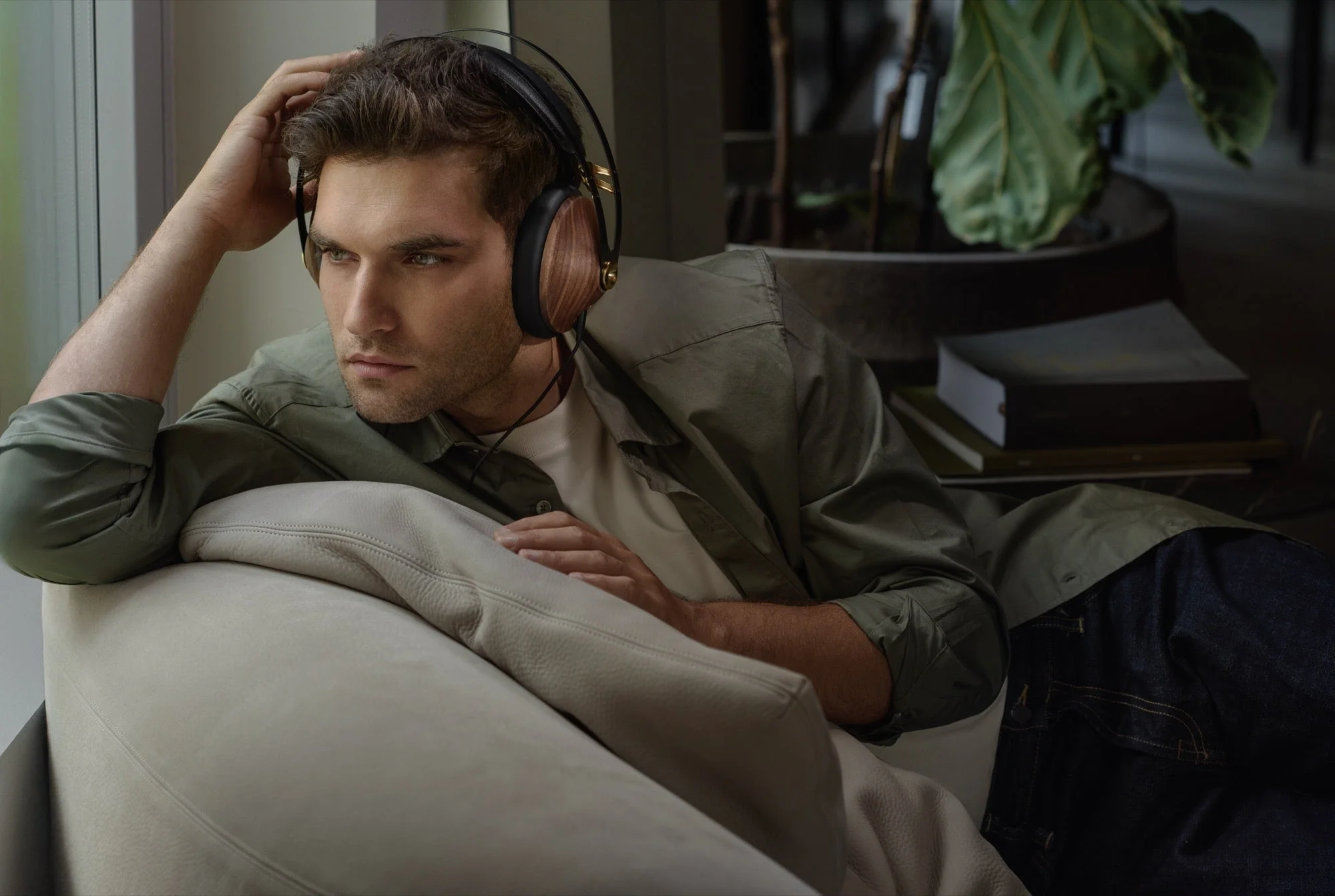 Meze Audio 99 Classics Closed Back Headphones 2nd Gen - Image 39
