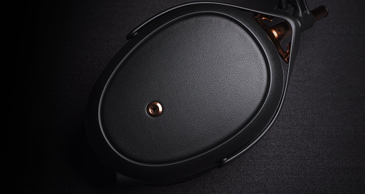 Meze LIRIC Closed-Back Planar Magnetic Headphone (Apos Certified) - Image 17