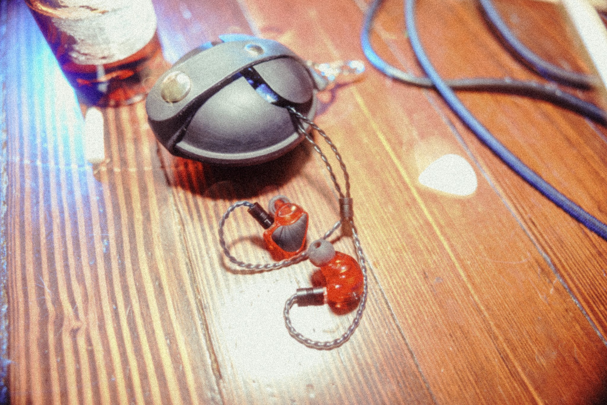 Apos x Community Rock Lobster IEMs - Image 10