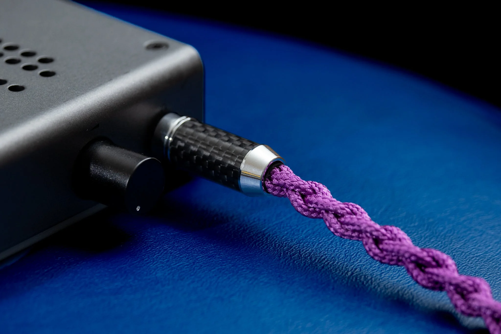Apos x Z Reviews Magia Cable - Image 6