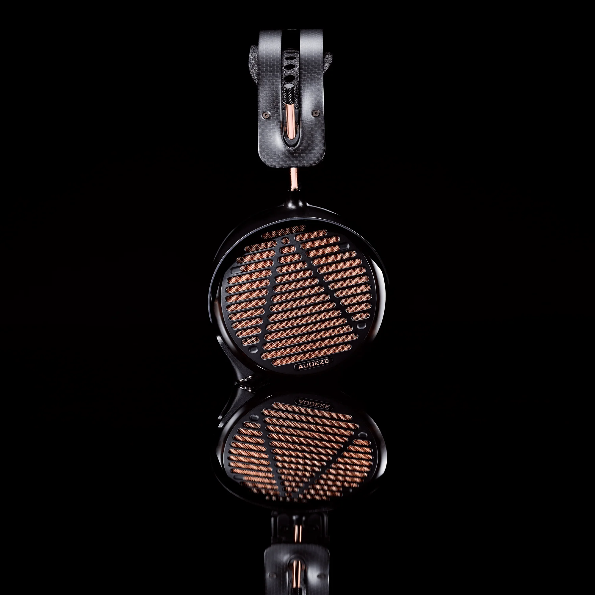 Audeze LCD-5s Planar Magnetic Headphone - Image 3