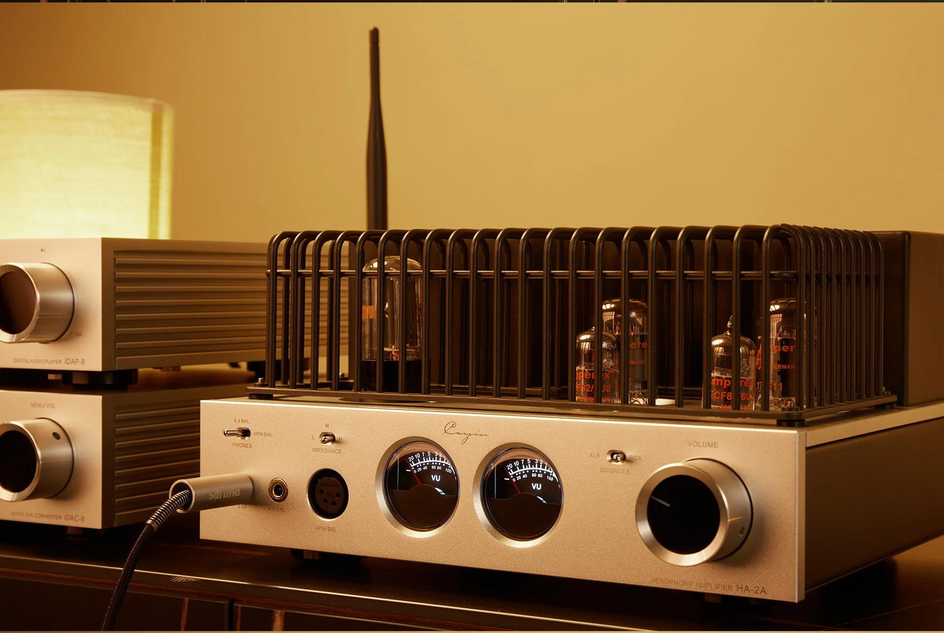 Cayin HA-2A Desktop Tube Headphone Amplifier - Image 15