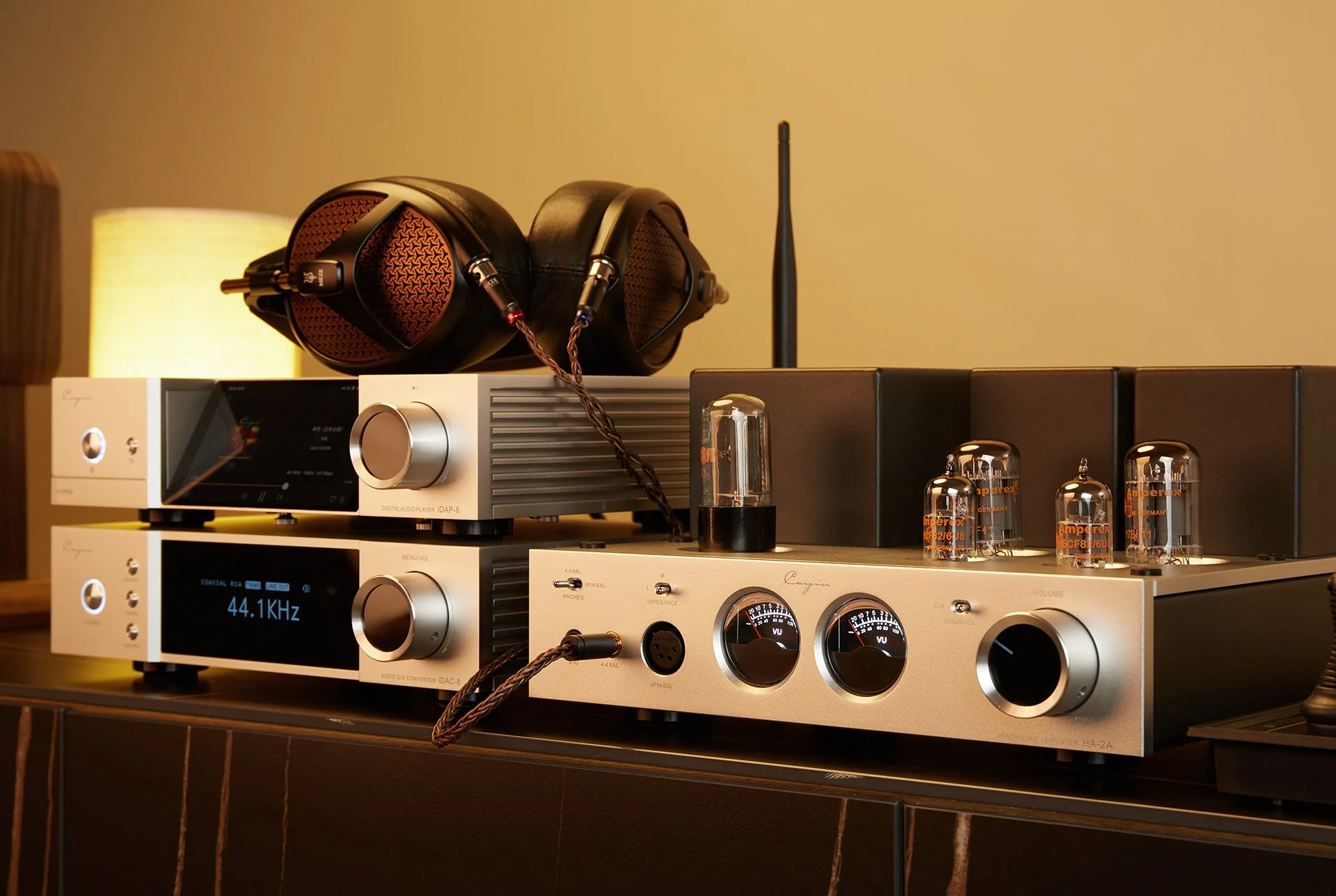 Cayin HA-2A Desktop Tube Headphone Amplifier - Image 16