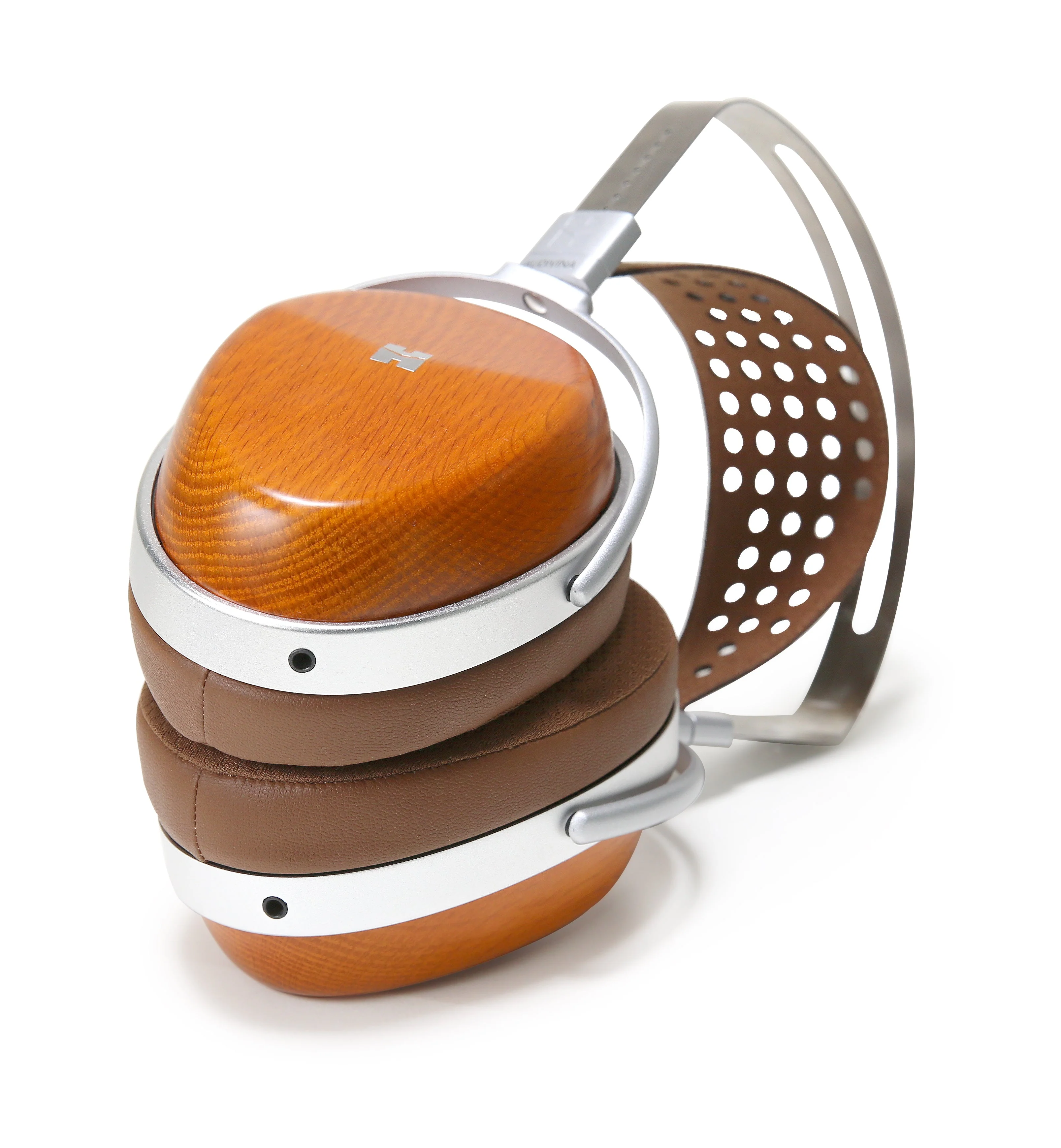 HIFIMAN Audivina Closed-Back Planar Magnetic Headphones - Image 13