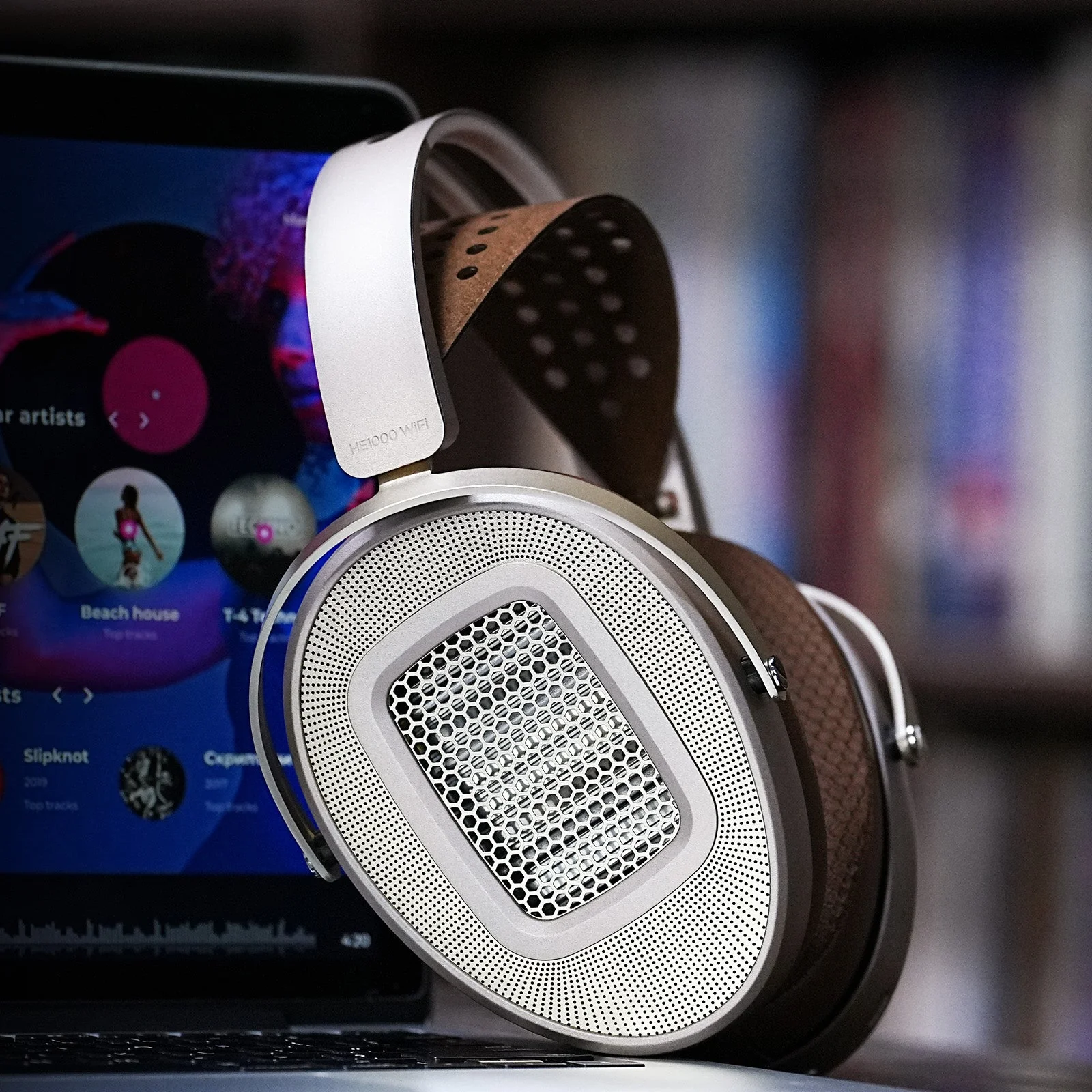 HIFIMAN HE1000 WiFi Streaming Media Planar Magnetic Headphones - Image 2
