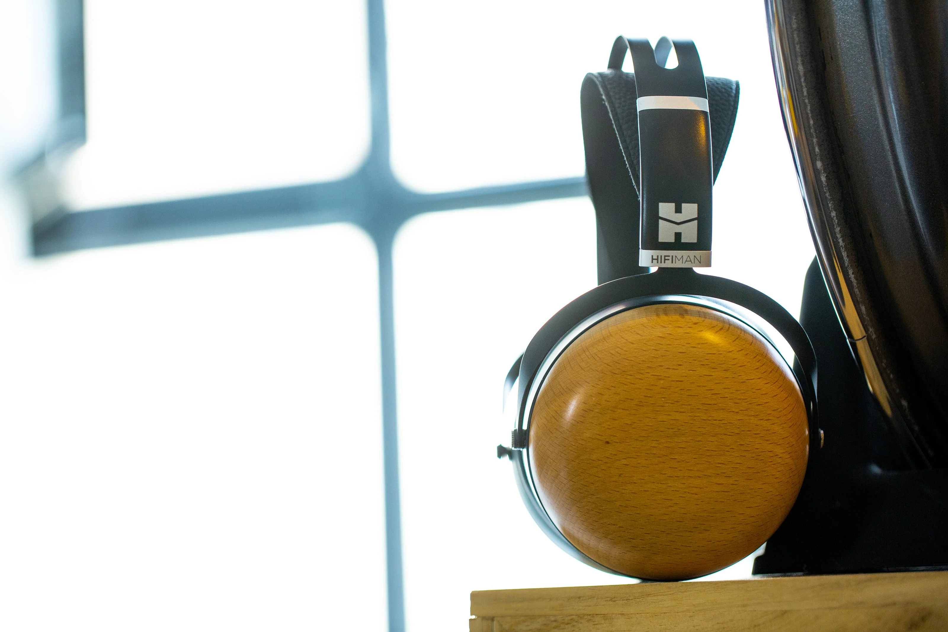 HIFIMAN Sundara Closed-Back Planar Magnetic Headphones - Image 15