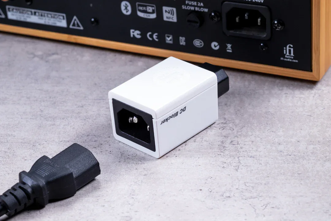 iFi Audio SilentPower DC Blocker - Blocks Any DC Offset, IEC Connector