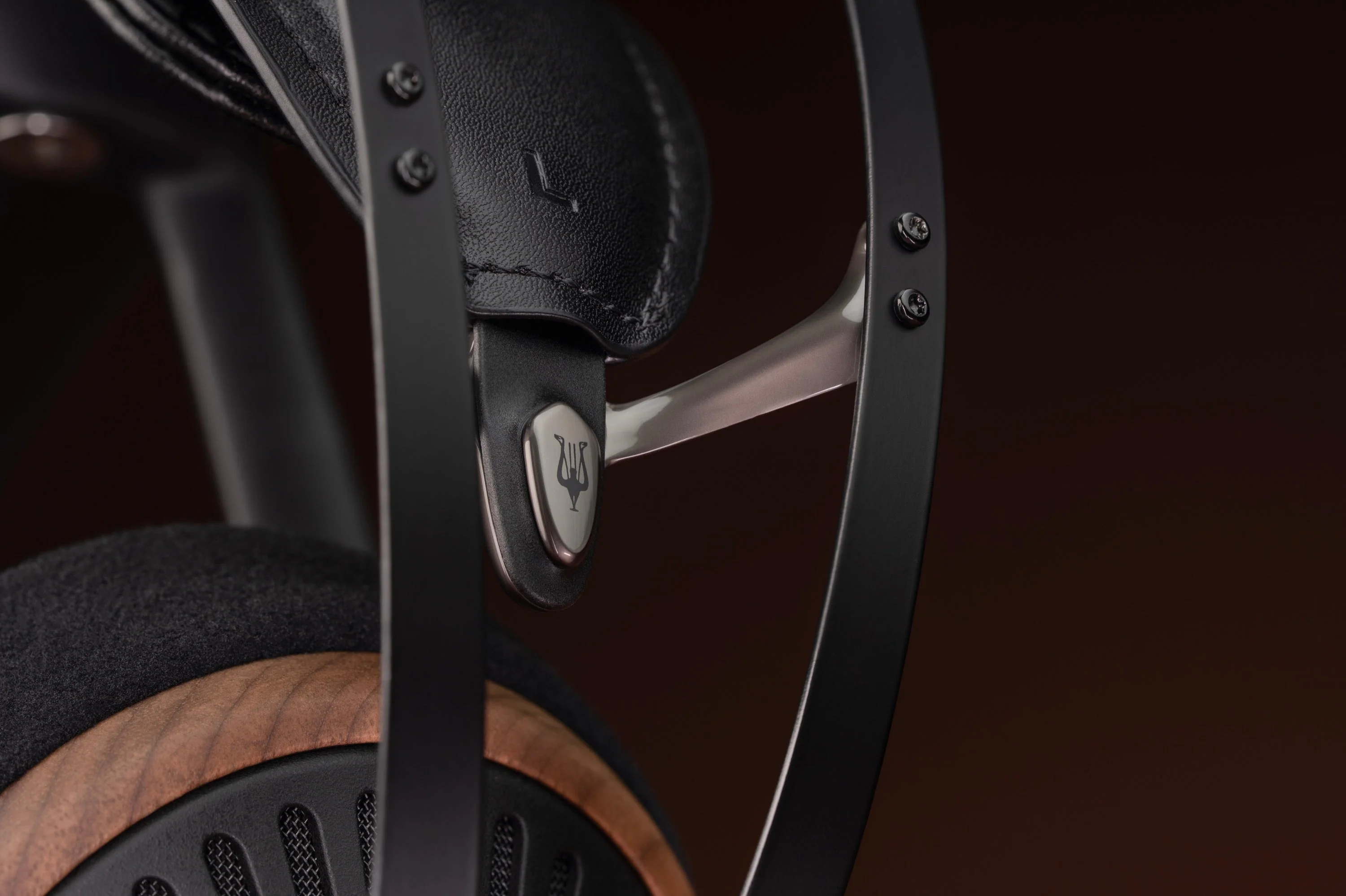 Meze 105 Silva Open-Back Headphones - Image 14