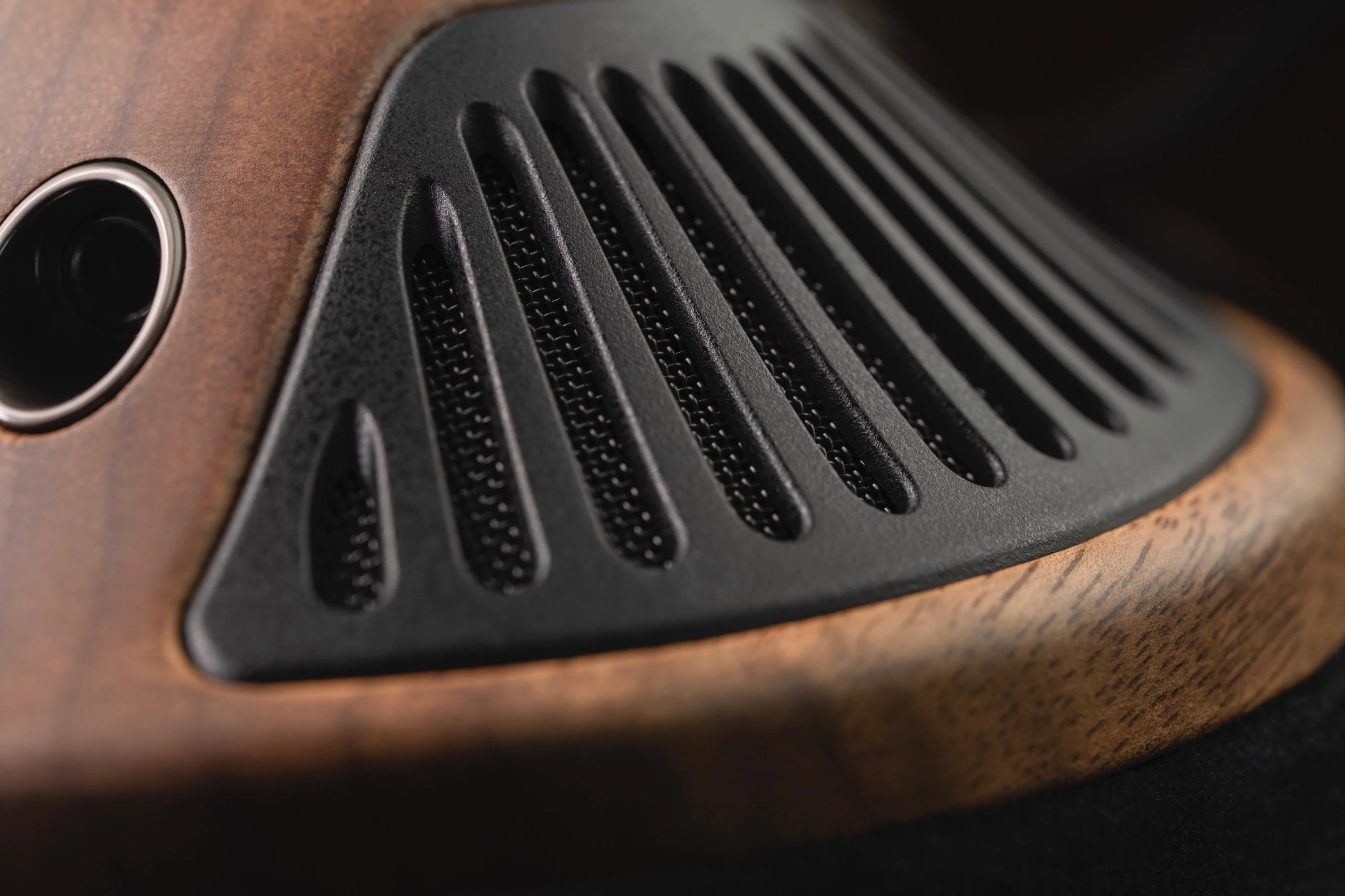 Meze 105 Silva Open-Back Headphones - Image 9