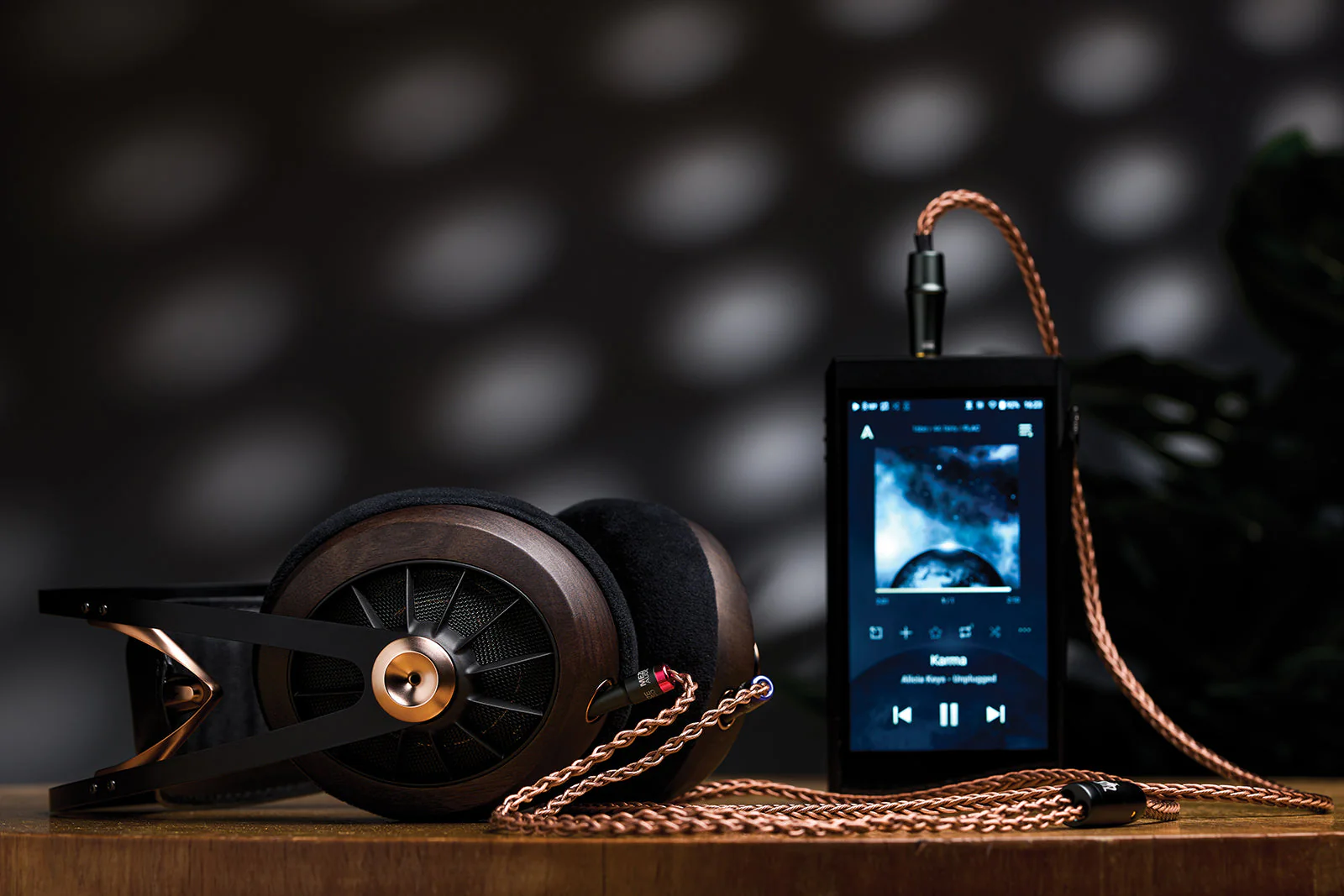 Meze Audio 109 PRO Dynamic Open-Back Headphone - Image 8
