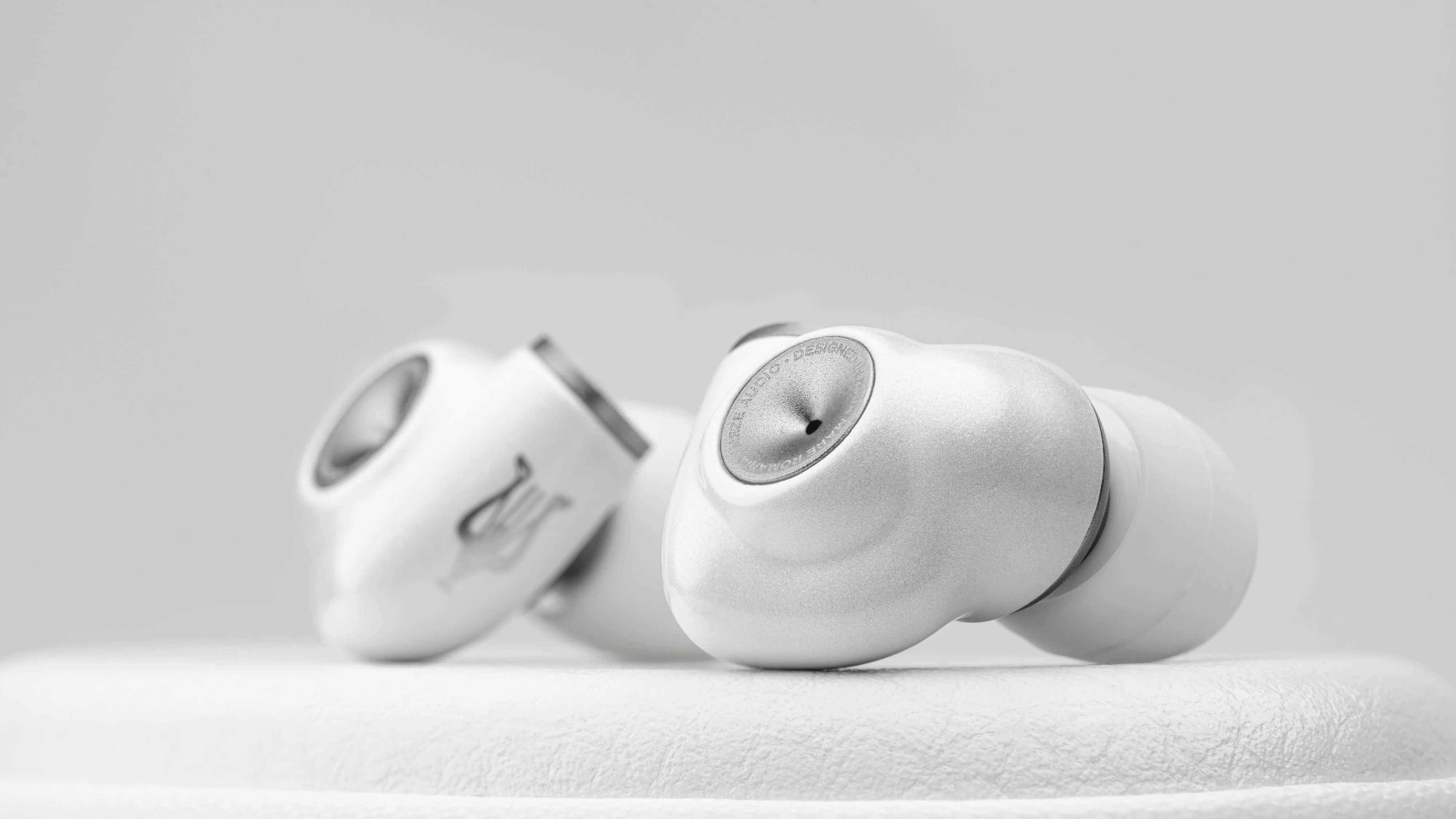 Meze Audio Alba IEMs