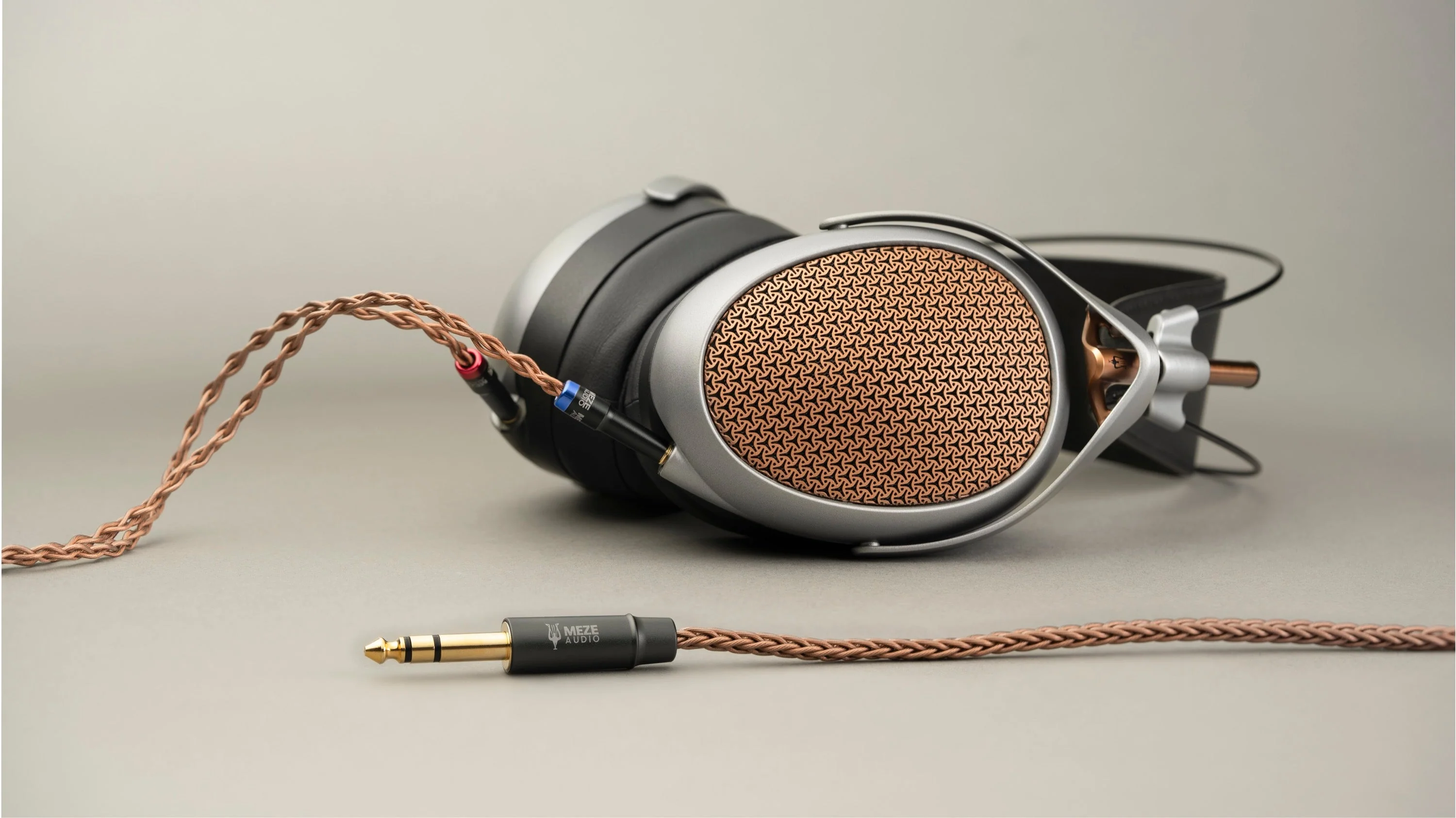 Meze POET Planar Magnetic Headphones - Image 7