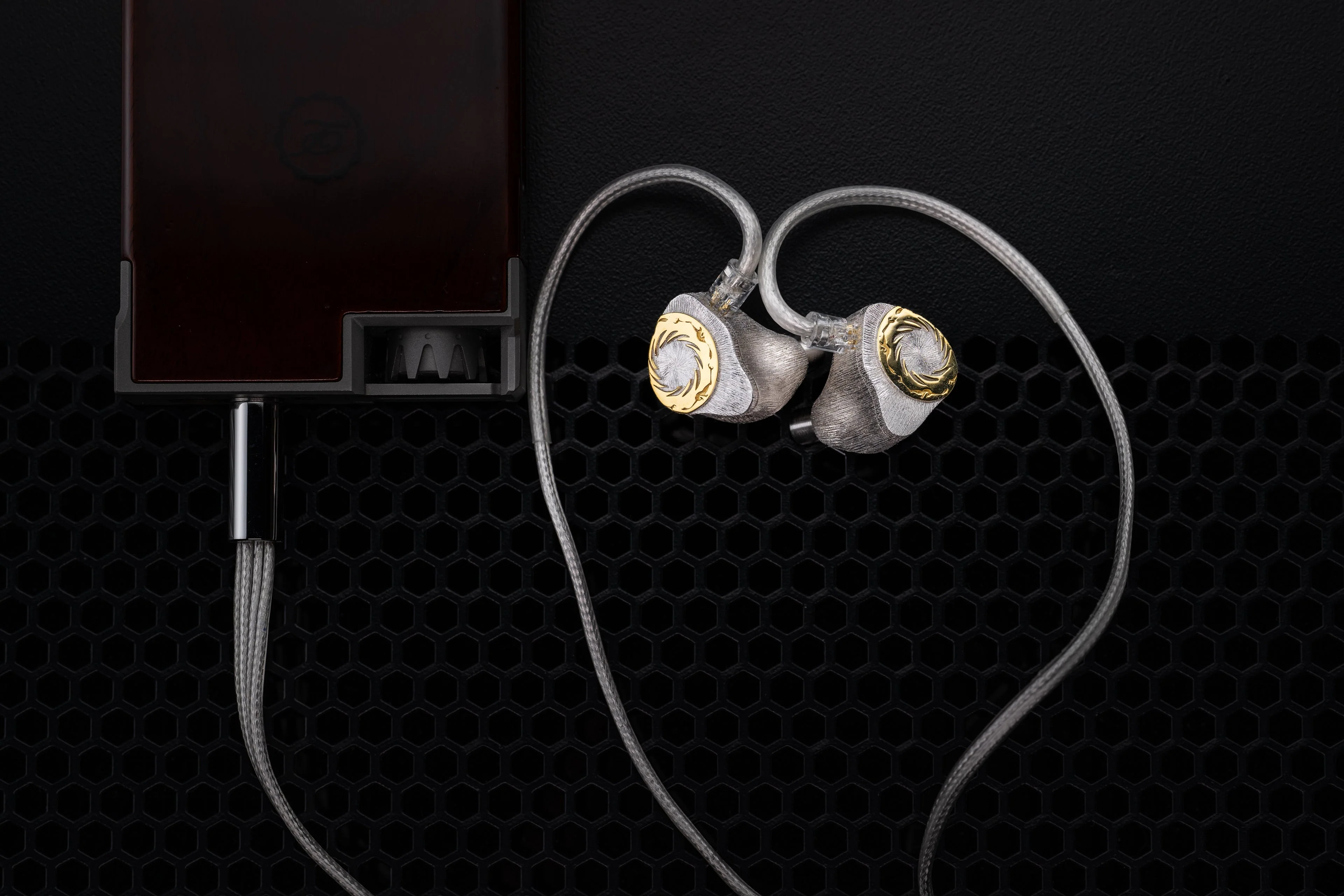Moondrop Solis II Tribrid IEM (In-Ear Monitor) - Image 16