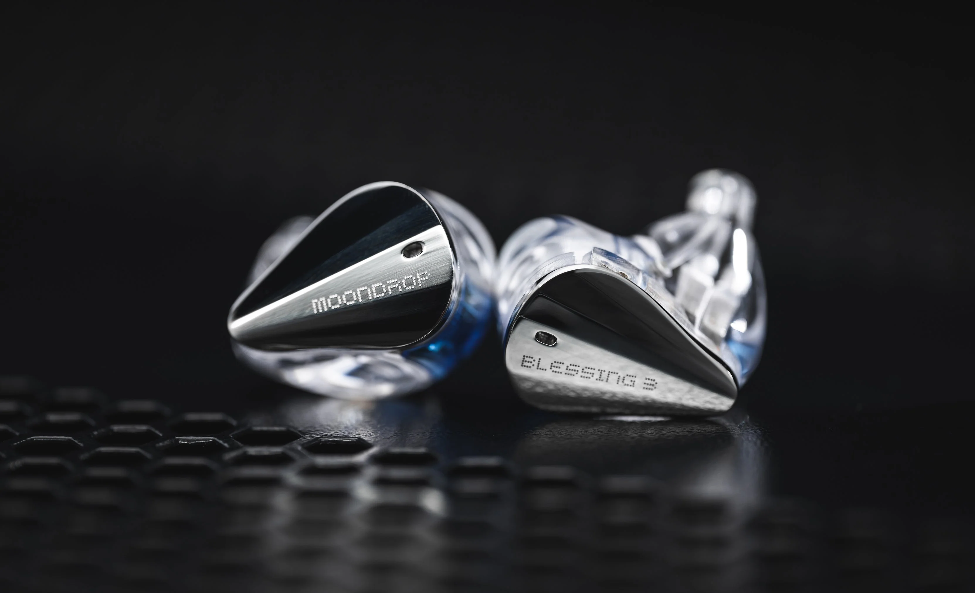 Moondrop Blessing 3 In-Ear Monitor (IEM) Hybrid Earphones - Image 2