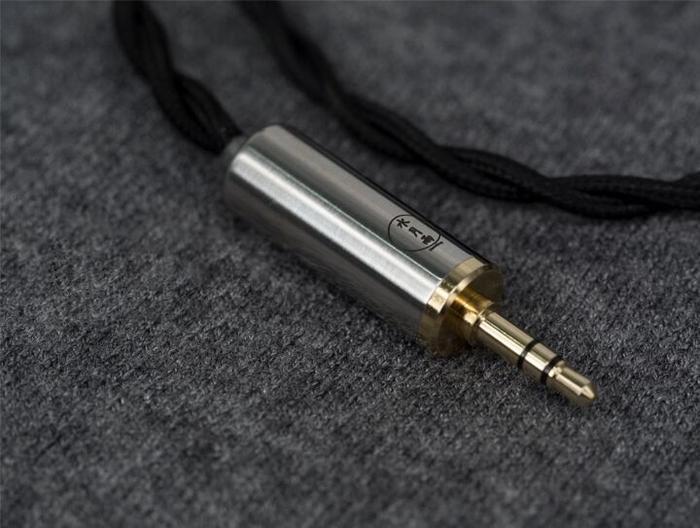 Moondrop Bort IEM Upgrade Cable - Image 2