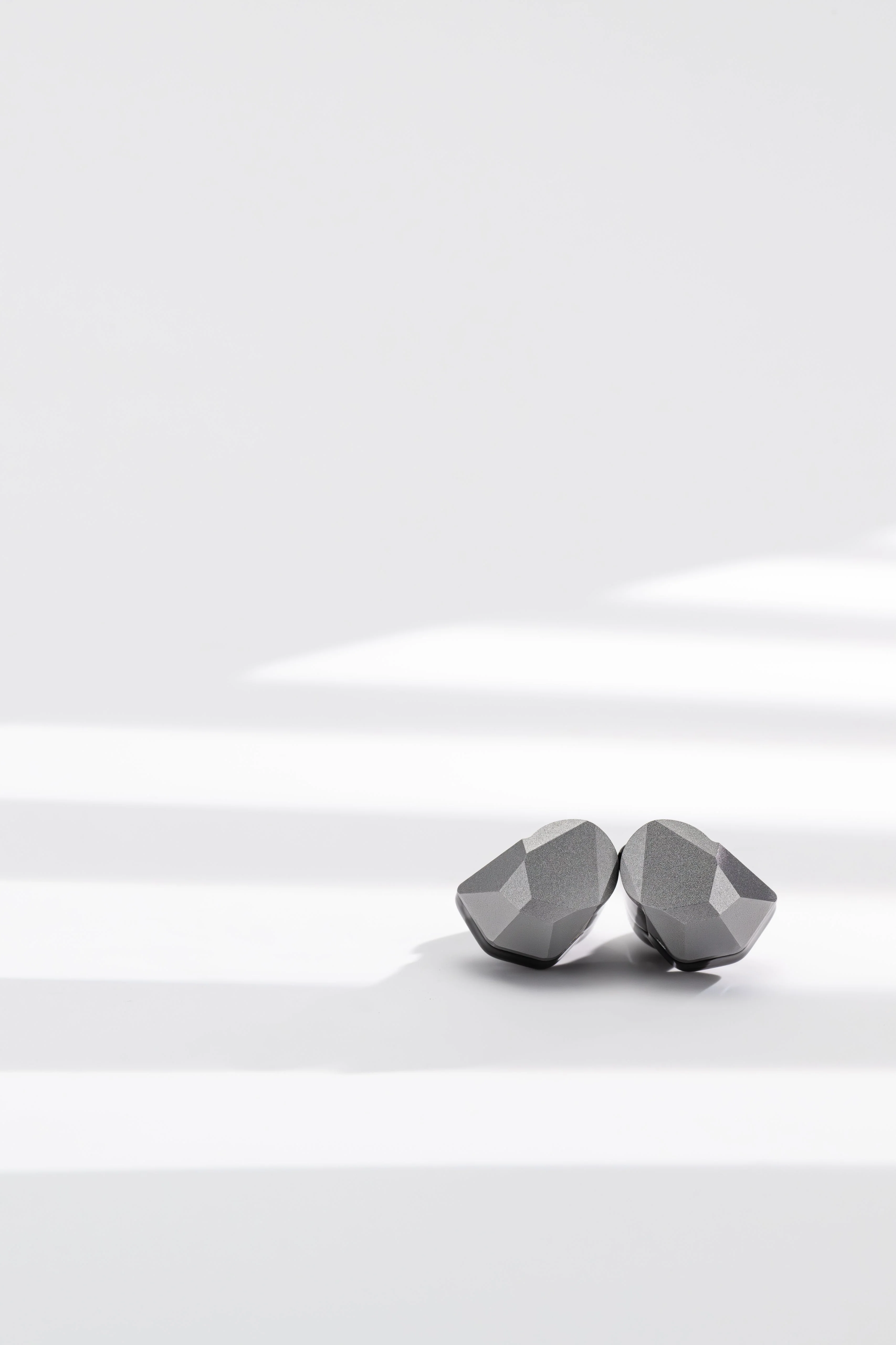 Moondrop Harmon Hybrid Dynamic Driver IEMs (In-Ear Monitors)