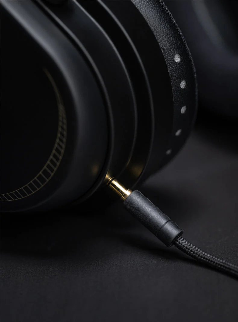 Moondrop Joker Professional Monitoring Closed-Back Dynamic Driver Full-Sized Headphones - Image 3
