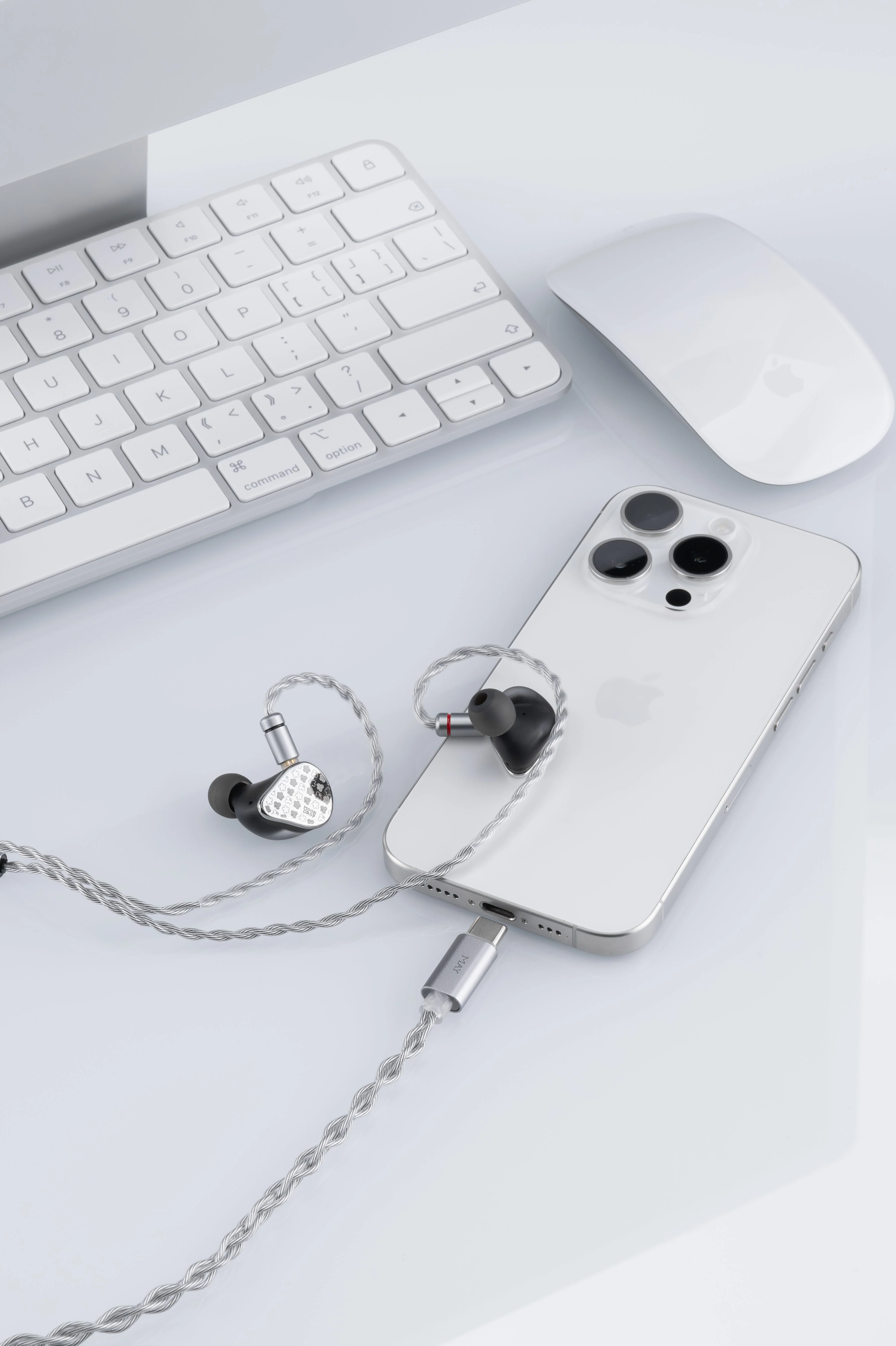 Moondrop May Dynamic Driver + Planar Magnetic Driver IEM (In-Ear Monitor) - Image 35