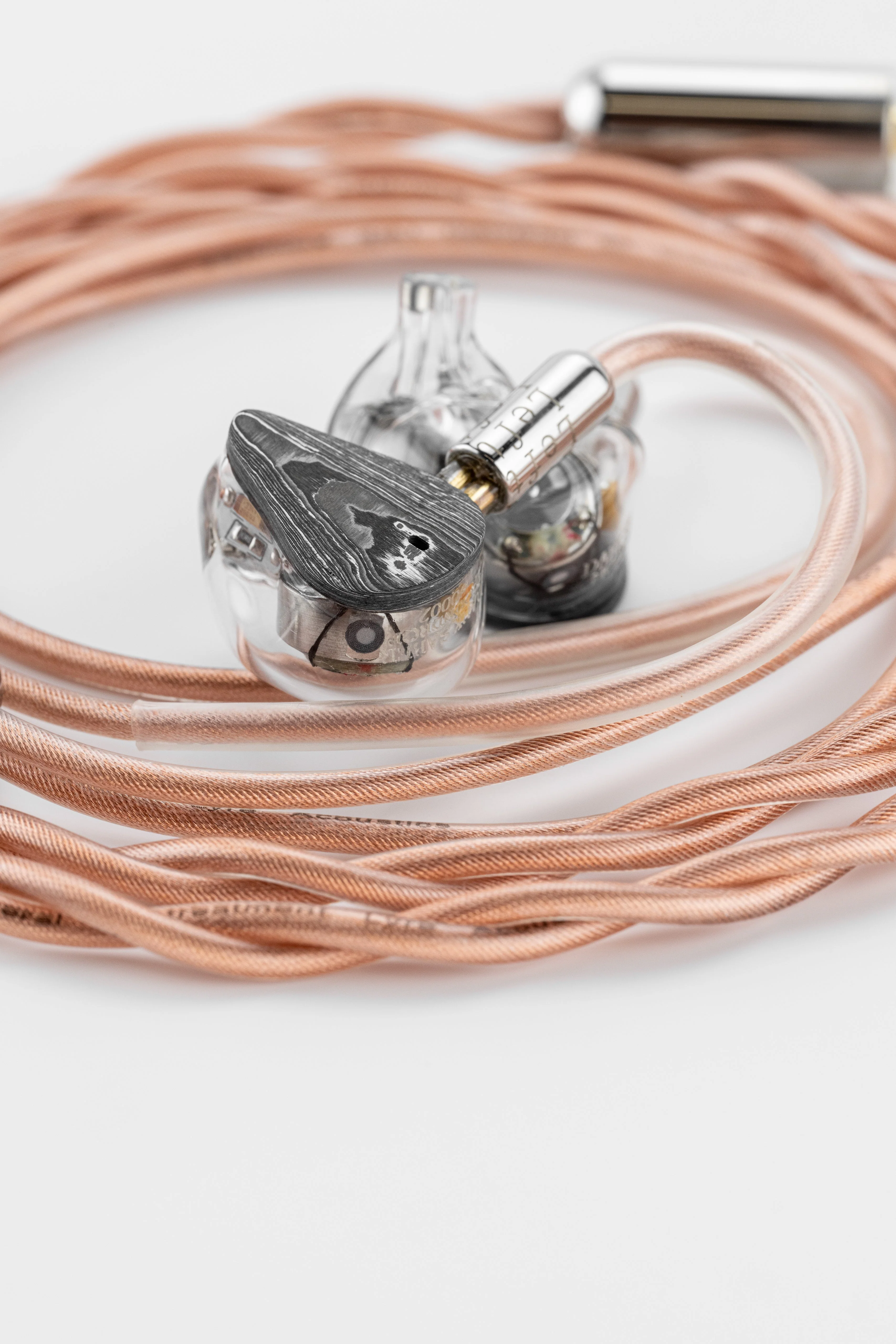 Moondrop x LYRE Acoustics Silver Pill Earphone Upgrade Cable - Image 26