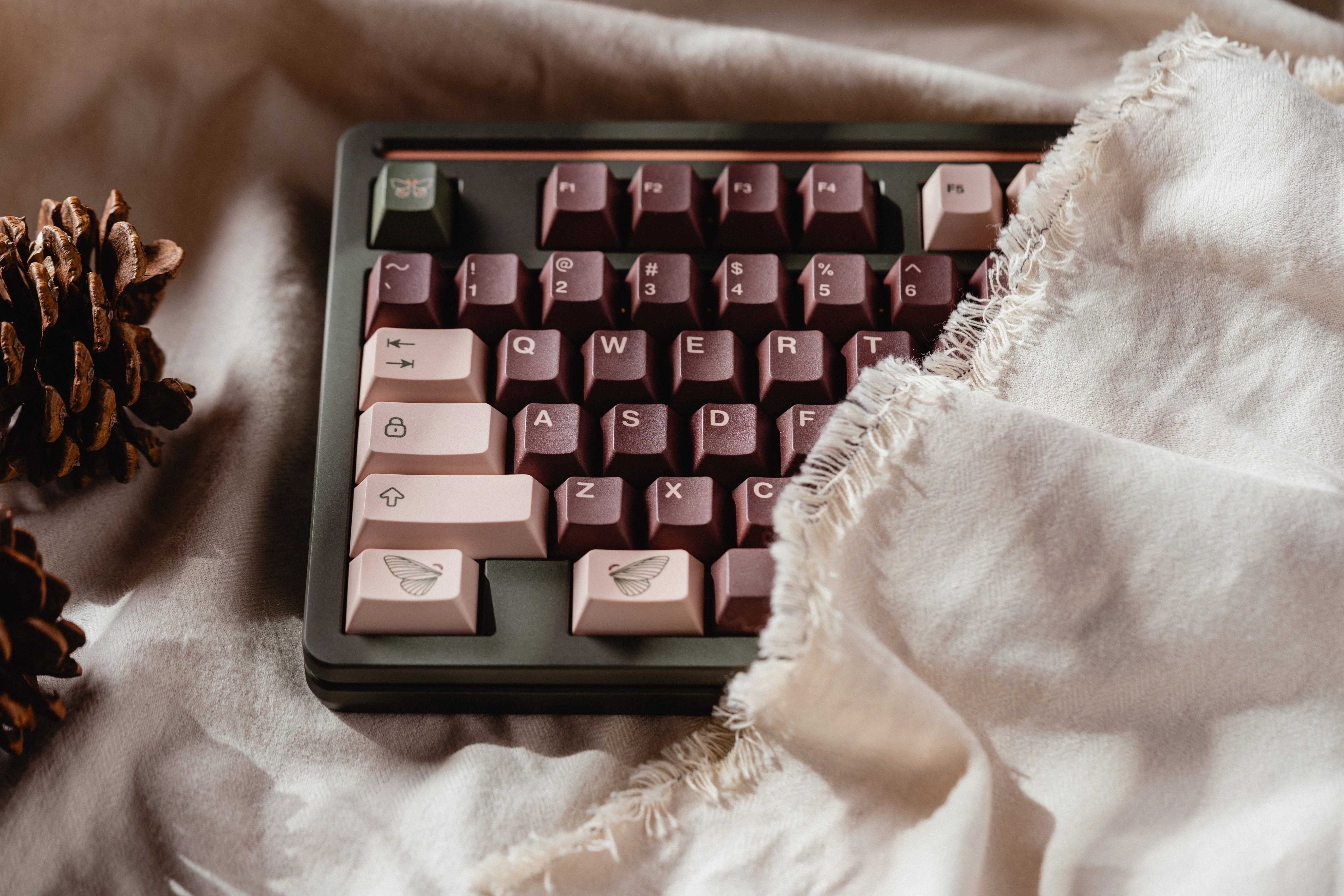Moth & Flame Keycap Set - Image 15