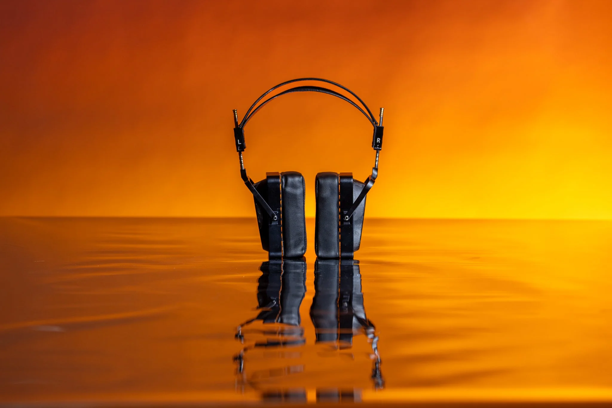 SJY Horizon Closed Carbon Planar Magnetic Headphones - Image 7